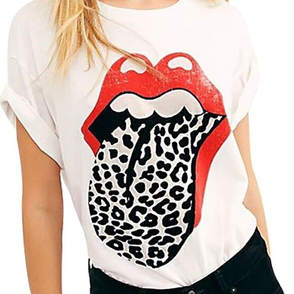 2X Red Lip Leopard Tongue Graphic Print T-Shirt Short Sleeve Crew Neck Tee - Picture 1 of 5